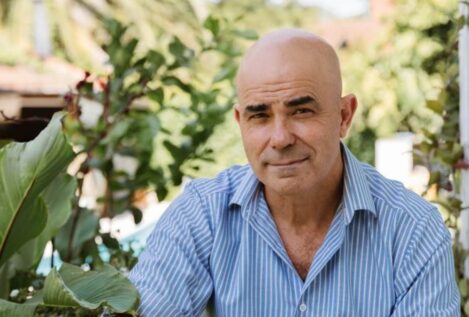 Eduardo Sacheri: «La patria son esos cuatro amigos con los que entras en combate»