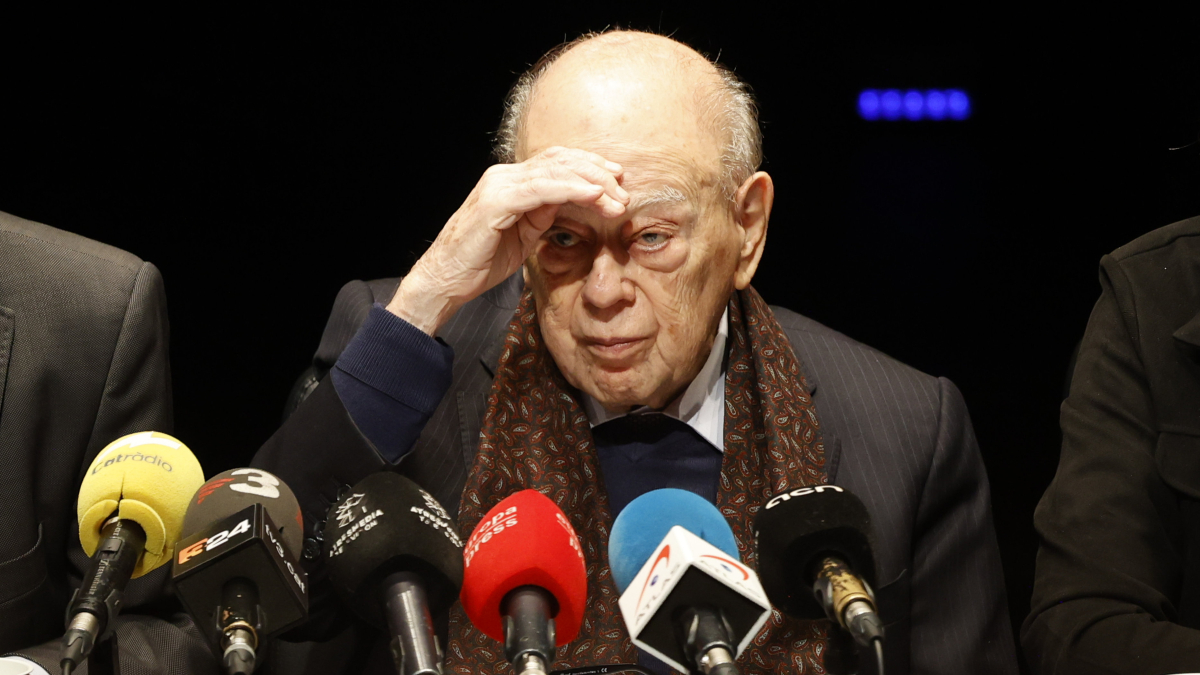 Pujol no sigue su juicio por videoconferencia, ni prevé hacerlo hasta que declare