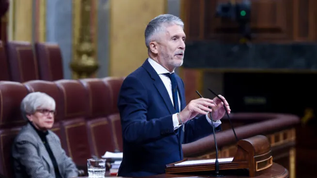 Marlaska celebra que el abogado de la UE avale la amnistía tras «la mayor crisis constitucional desde el 23-F»