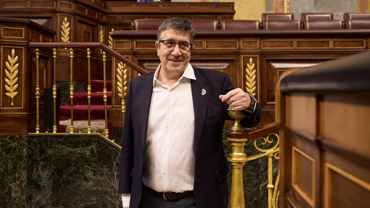 Patxi López ve «valiente» el disco de Rosalía y le ha dado envidia ver a Sánchez en Radio 3