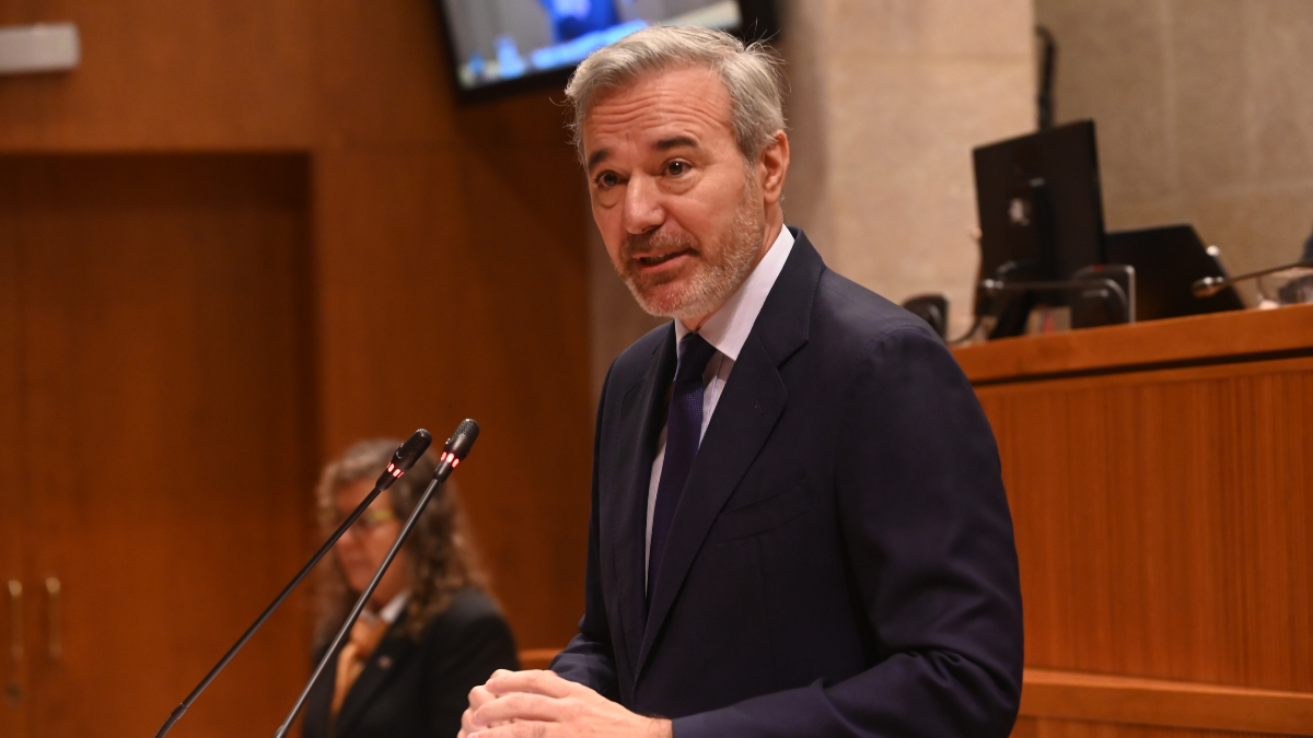 Azcón tilda de «asqueroso» lo sucedido con Salazar y pide explicaciones a Alegría