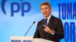 Feijóo, tras formalizar Junts su ruptura: «¿Cómo era eso del Gobierno más estable de Europa?»