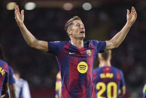 Un Barça con lagunas se salva del Celta gracias a un 'hat trick' de Lewandowski