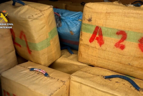 Detenidas tres personas que intentaban introducir 4.200 kilos de hachís en Alicante