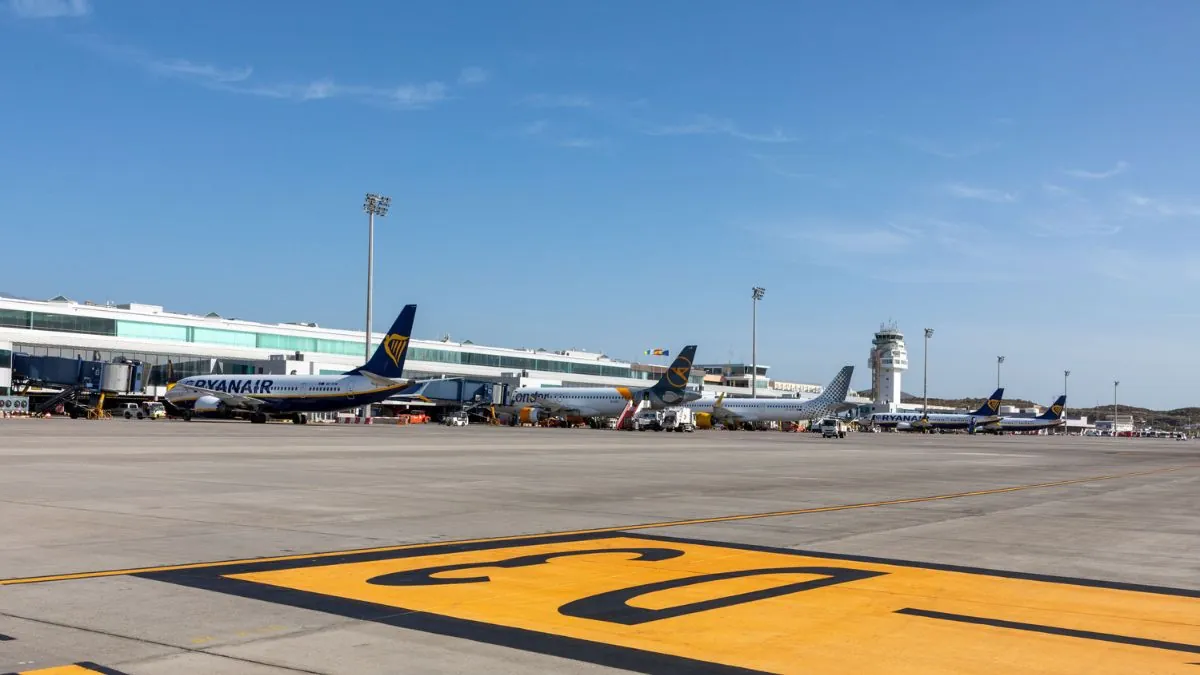 Tenerife y Mallorca pierden plazas de avión tras los retrasos en las ayudas del Gobierno