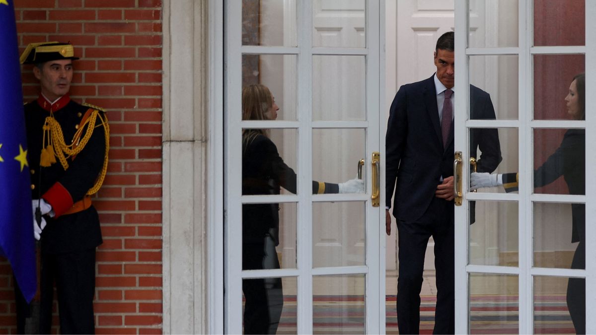 Sánchez cumple dos años de Gobierno sin mayoría y asediado por la corrupción