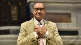 Kevin Spacey dice estar «sin hogar» y espera que lo rescaten de su exilio en Hollywood
