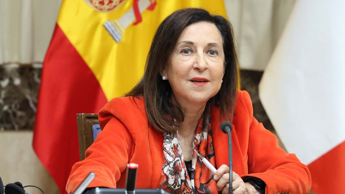 Robles defiende que el Gobierno «tiene que seguir trabajando» pese al bloqueo de Junts