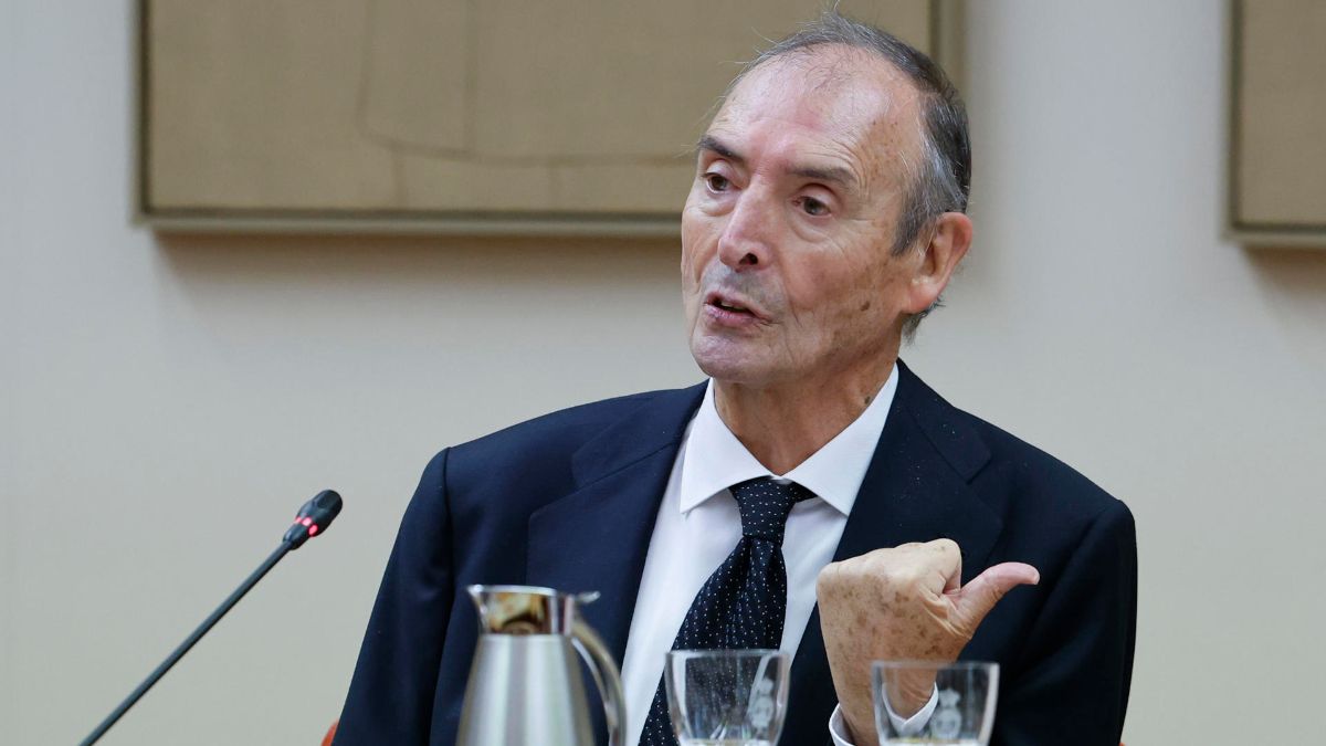 Laborda, ante el Rey, Bolaños y Feijóo: «Por favor, hagan punto y aparte, lo hicimos en el 78»