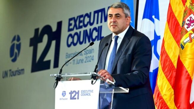 Denuncian maniobras del jefe de ONU Turismo para frenar la toma de posesión de su sucesora