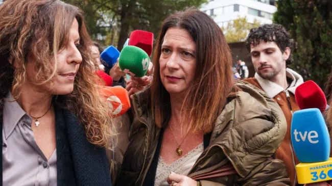 El emisario que envió el PSOE para incriminar a Bonilla es el abogado del amigo de Leire Díez