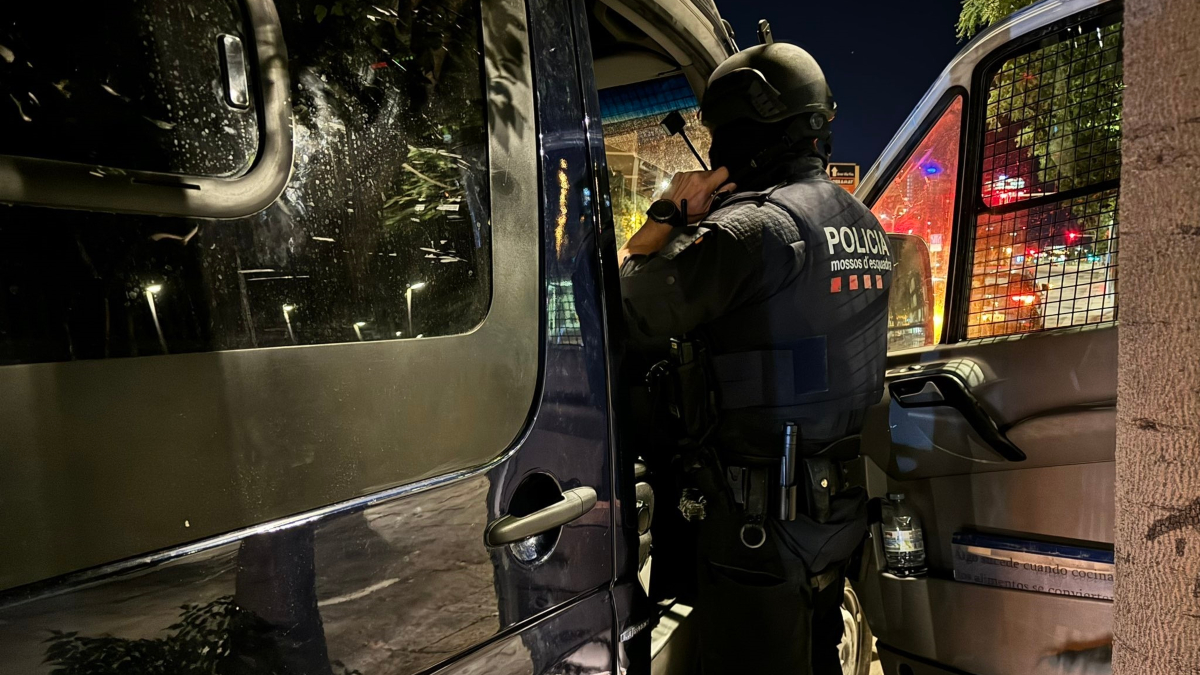 Los Mossos desarticulan una red de tráfico de medicamentos y sustancias dopantes