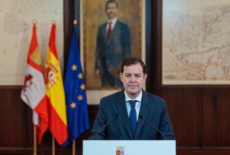 Mañueco pide a los grupos que retiren la enmienda y mantengan el diálogo sobre los Presupuestos de 2026