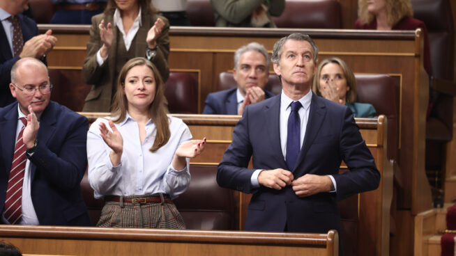 El PP plantea derogar la Ley Trans a más de 30 asociaciones de mujeres en una reunión