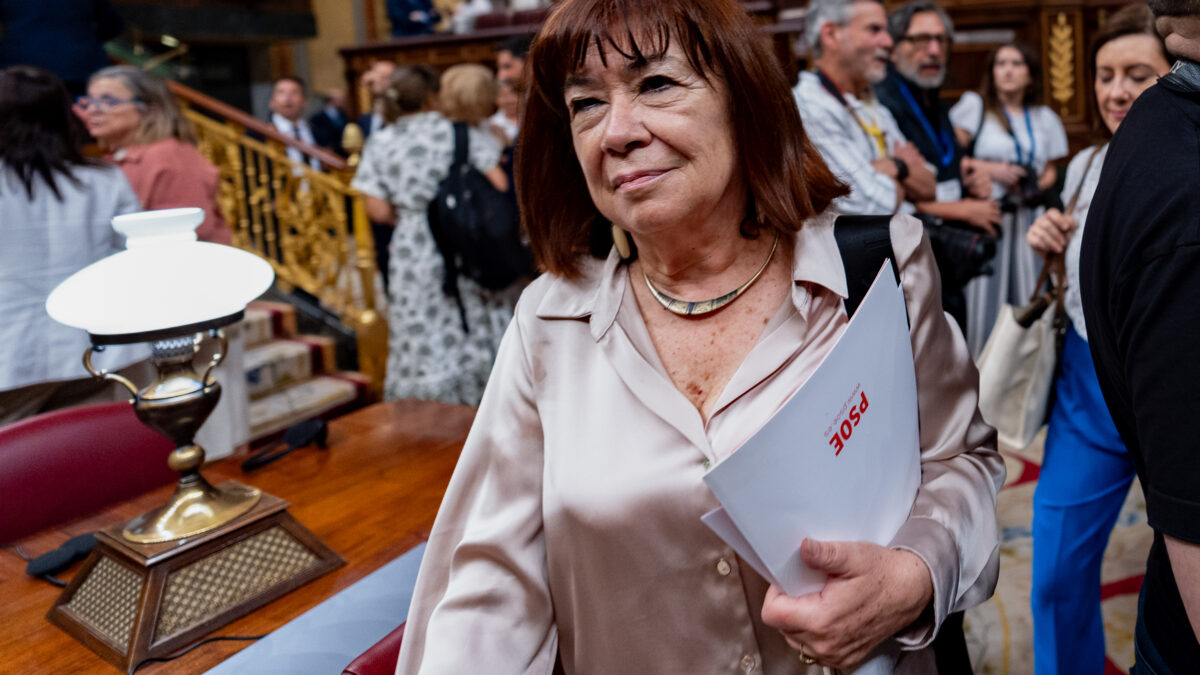 El PP frena que Narbona presida la comisión del apagón al perder el PSOE la mayoría