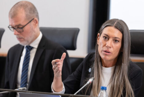 Junts insiste en negociar con el PP: «No hace falta casarse, se puede tomar una copita»