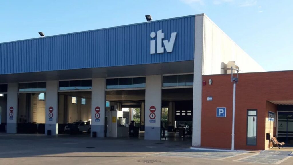 Un centro donde se pasa la ITV. Europa Press
