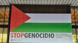 Sanidad se gastó 1.700 euros en la polémica lona a favor de Gaza durante la huelga médica