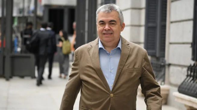 La vida de Paqui Muñoz y Santos Cerdán en Milagro: entre cañas, procesiones y visitas al médico