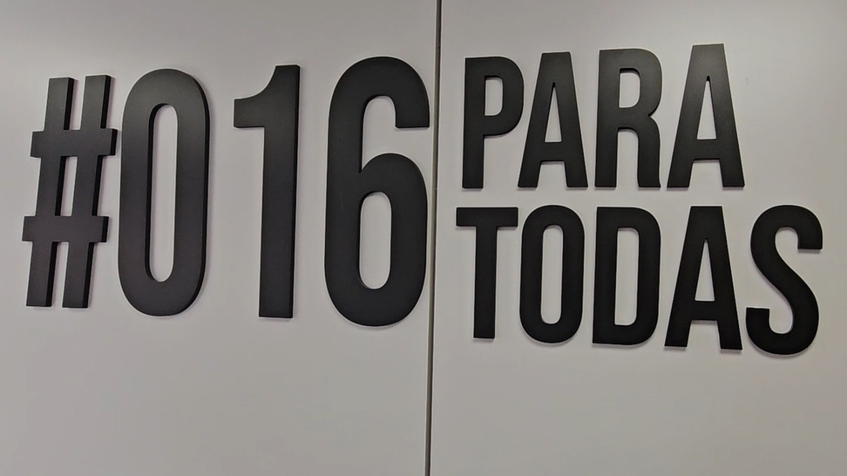 Bruselas examinará los fallos en las pulseras antimaltrato y su impacto en los fondos UE