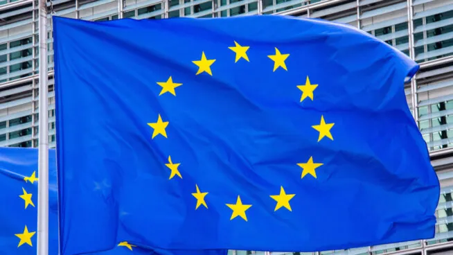 Bruselas investiga el control de acceso de Amazon y Microsoft a sus servicios en la nube