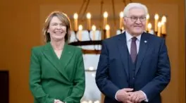 Elke, la primera dama de Alemania que visita España: es jueza y recibió un riñón de su marido