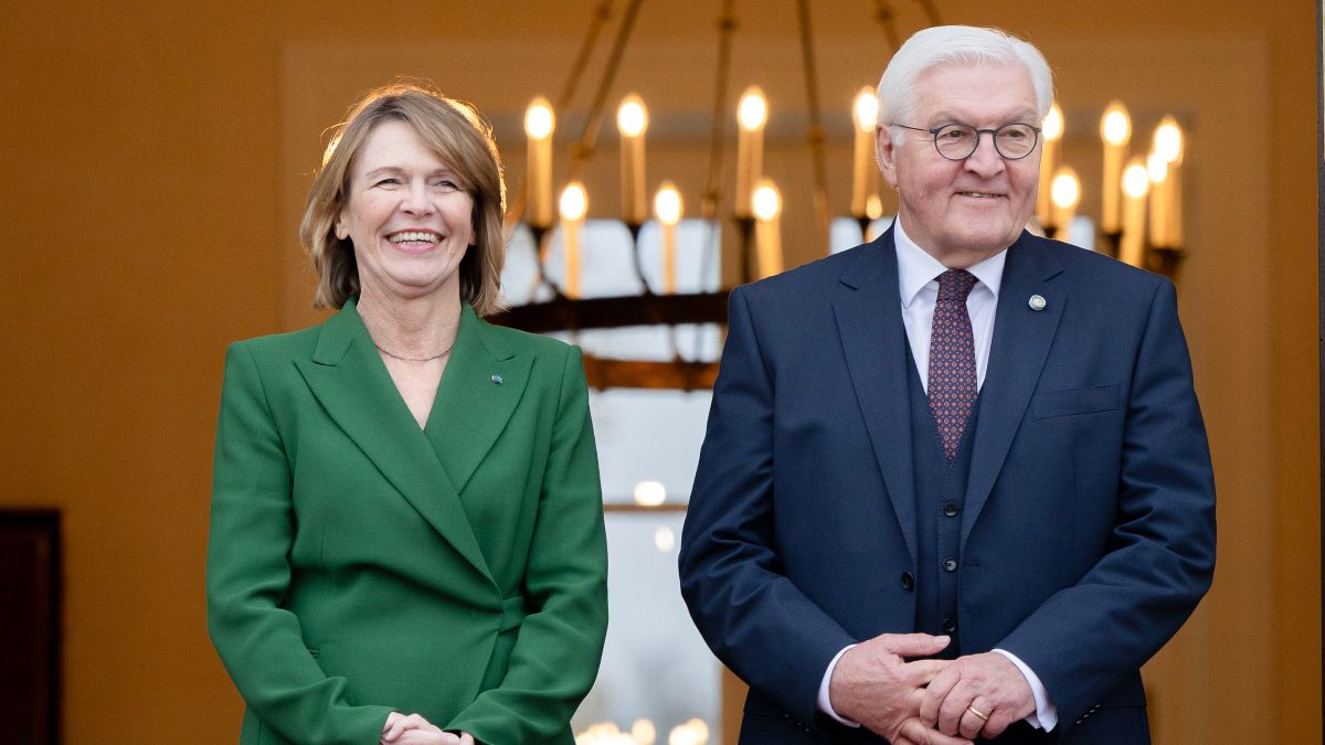 Elke, la primera dama de Alemania que visita España: es jueza y recibió un riñón de su marido