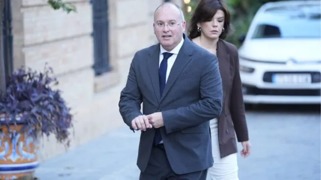 Tellado confía en un acuerdo en la Comunidad Valenciana con Vox: «Conviene la estabilidad»