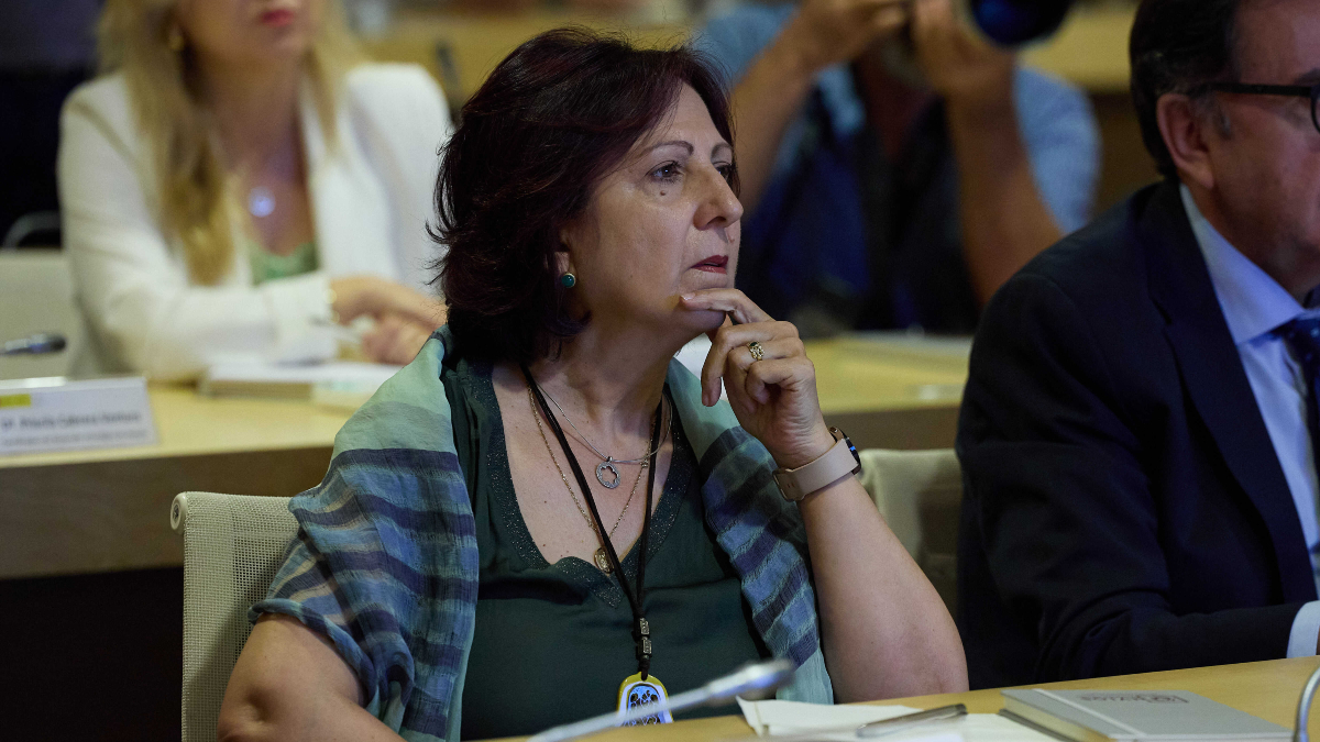 Fiscales y jueces instan a Peramato a «recuperar la imagen» imparcial de la Fiscalía