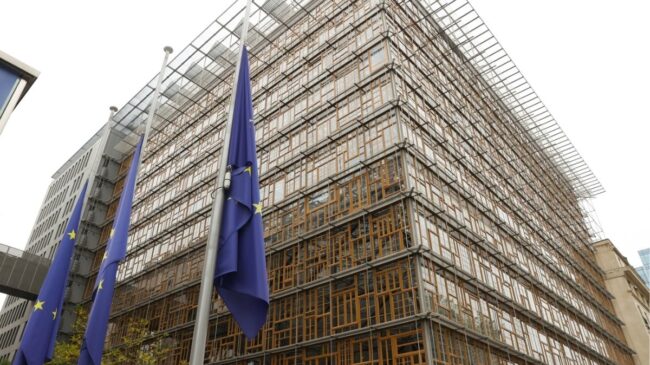 La UE prohíbe la creación de imágenes sexualizadas generadas con IA