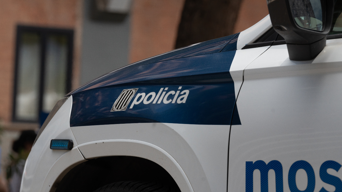 Los Mossos investigan a un hombre por presuntamente matar a su padre en Barcelona