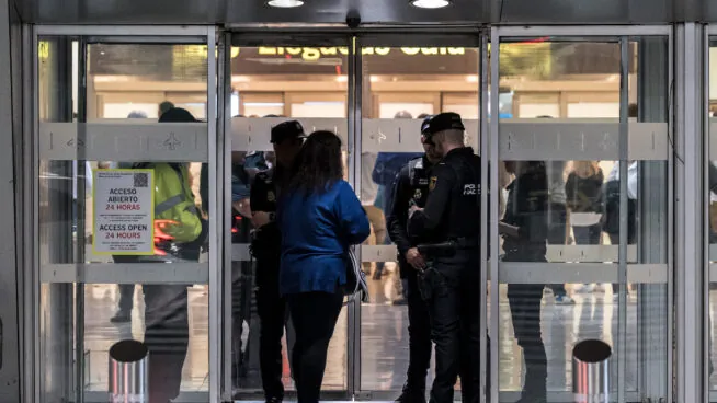 Desarticulada una red que introducía droga en el aeropuerto de Barajas con 16 detenidos