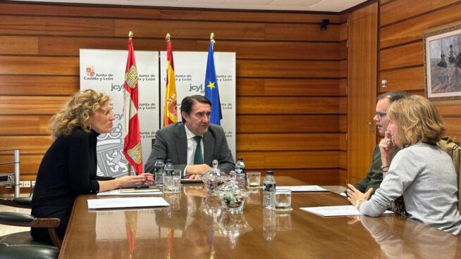 La Junta de Castilla y León respalda a los vecinos afectados por la okupación ilegal en Arroyovereda