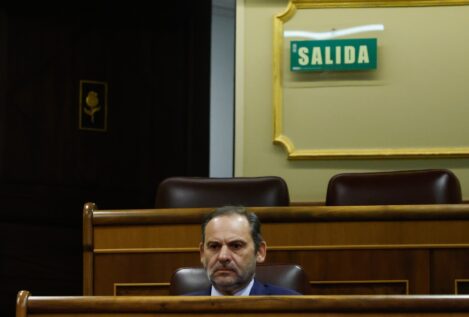 Los folios de Ábalos en el Congreso al pasarse al Grupo Mixto: 168 paquetes en 21 meses