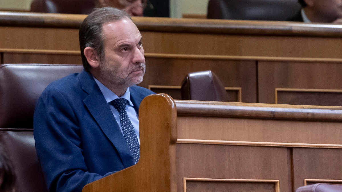 Ábalos se alinea con García Ortiz para invalidar el análisis de sus dispositivos por la UCO