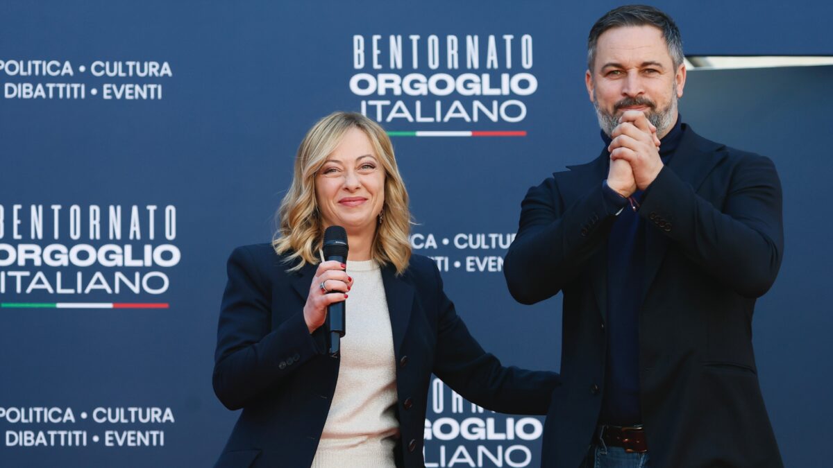 Abascal se reúne con Meloni y denuncia la «insólita corrupción» en España