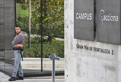 El juez que investiga los amaños de Cerdán imputa a tres directivos vinculados a Acciona