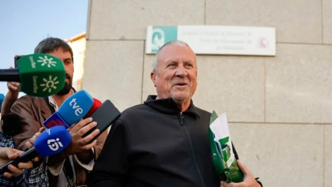 El alcalde de Fines renuncia una semana después de ser detenido por las 'Mascarillas'