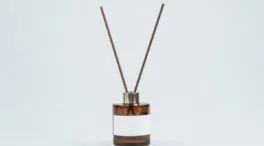 Canela y vinagre: el ambientador que muchos hoteles usan para que el baño huela bien