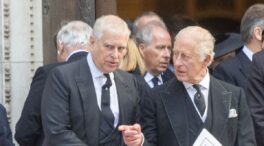 De Alteza Real a don: Carlos III ejecuta la ruptura definitiva con su hermano