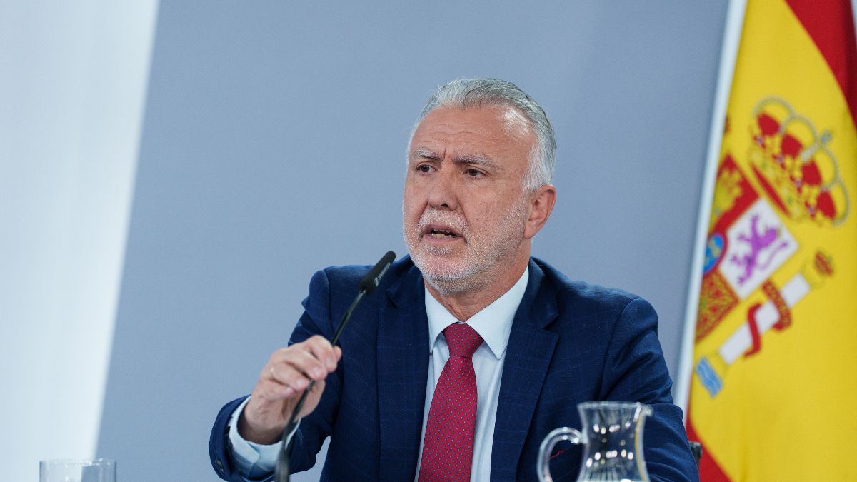 El Gobierno plantea «actualizar» la Constitución para evitar manifestaciones fascistas