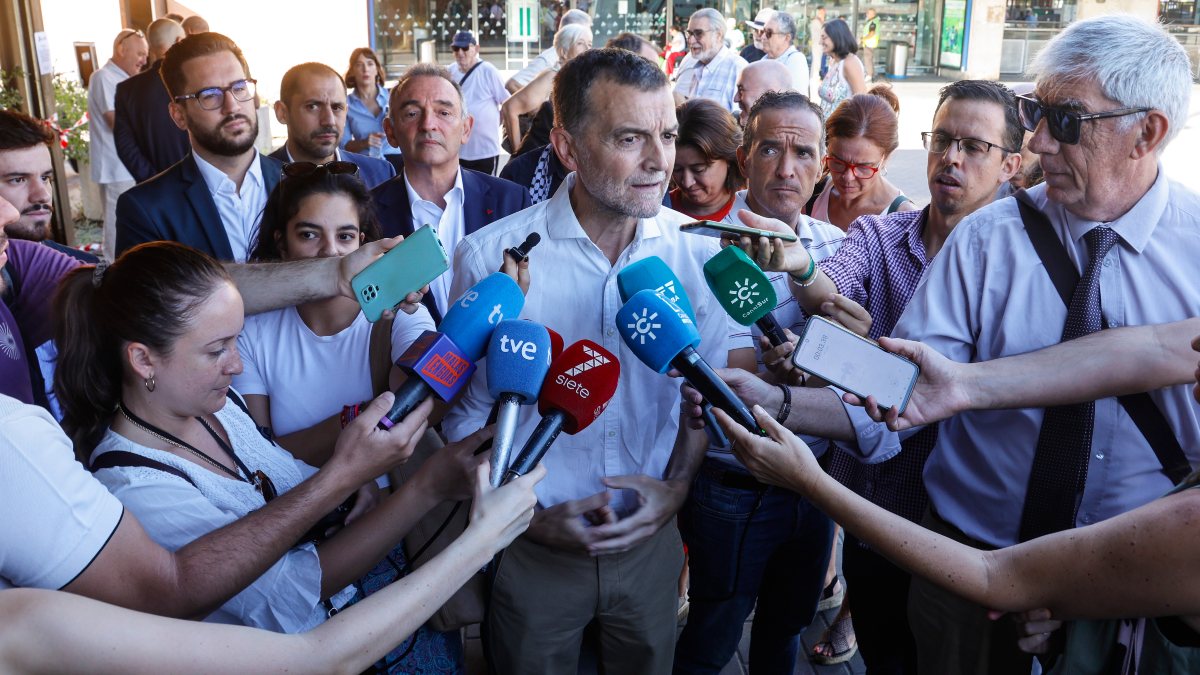 IU celebra la decisión de Maíllo de ser candidato en Andalucía: «Ha hecho un roto a Podemos»