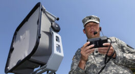 Un laboratorio tecnológico está desarrollando un arma bíblica para desestabilizar aeronaves