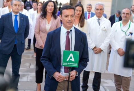 El juez sostiene que hay «indicios racionales» contra el exjefe de la Diputación de Almería