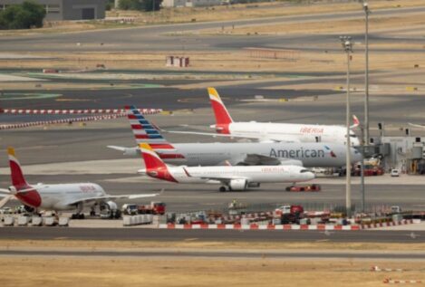 Ningún vuelo saldrá este lunes de Barajas con destino a Venezuela tras la alerta de EEUU
