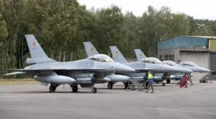 Detectados varios drones que sobrevolaban una base de la OTAN en Bélgica