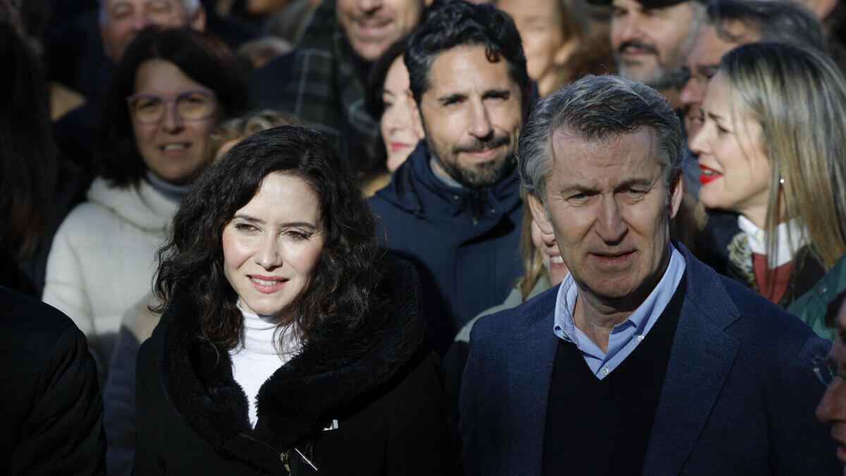 Ayuso acusa a Vox de promover una «trifulca» en Ferraz para restar «protagonismo» al PP