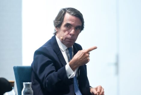 Aznar, a Óscar López: «No discuto con quien no tiene el nivel intelectual para su puesto»