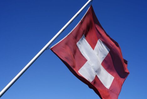 EEUU y Suiza llegan a un acuerdo que reduce los aranceles al 15% para el país europeo