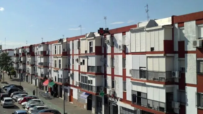 Vivir en un barrio desfavorecido aumenta el riesgo de sufrir demencia